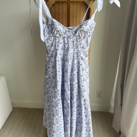 Emily Blue Floral House of CB Dress - Picture 3 of 5